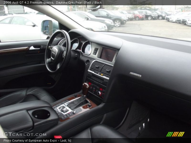 Daytona Grey Pearl Effect / Black 2008 Audi Q7 4.2 Premium quattro