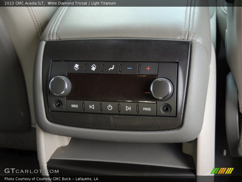 White Diamond Tricoat / Light Titanium 2013 GMC Acadia SLT