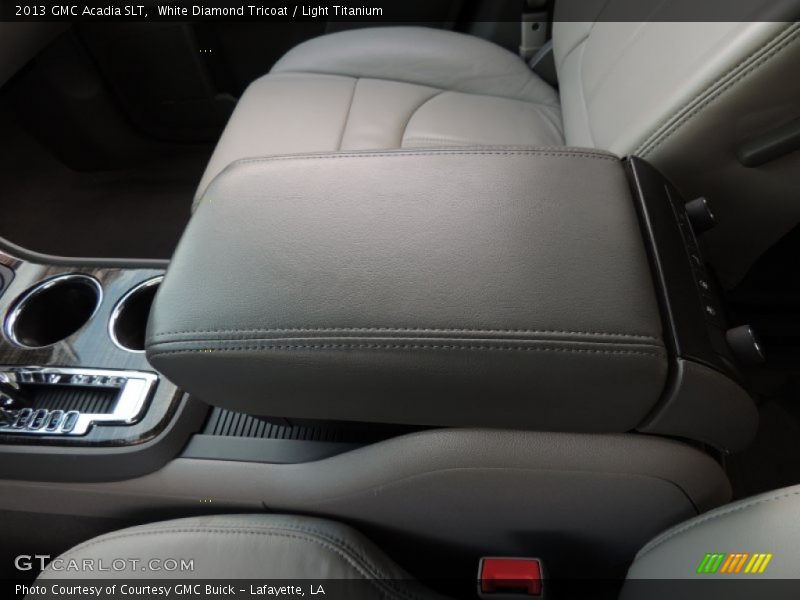 White Diamond Tricoat / Light Titanium 2013 GMC Acadia SLT