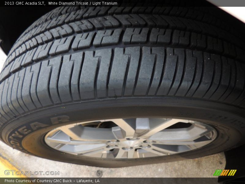 White Diamond Tricoat / Light Titanium 2013 GMC Acadia SLT