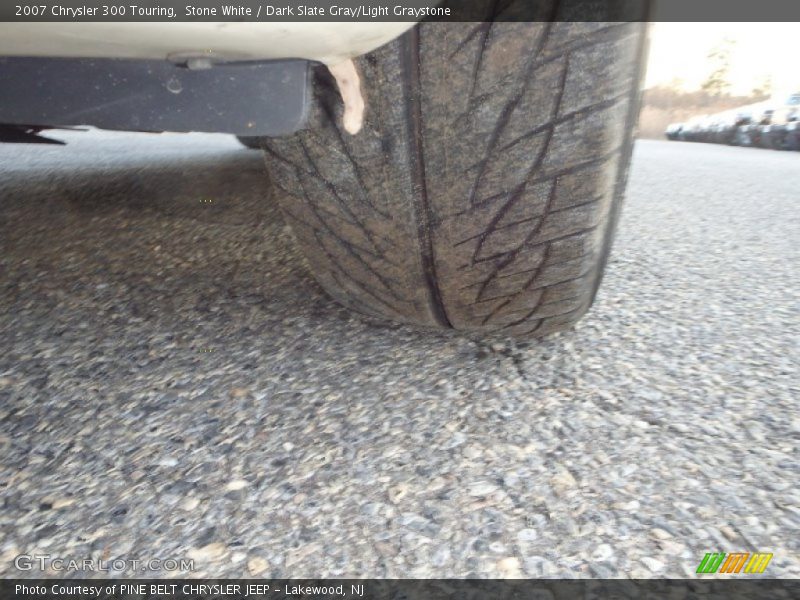 Stone White / Dark Slate Gray/Light Graystone 2007 Chrysler 300 Touring