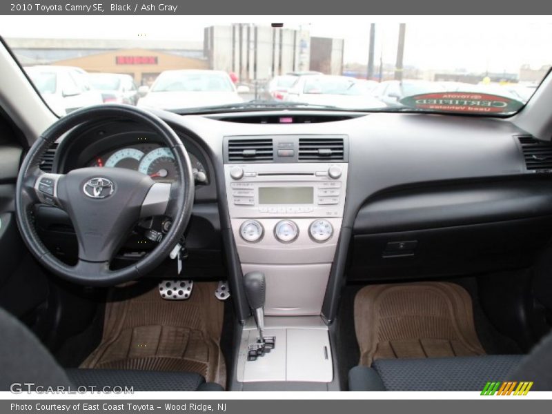 Black / Ash Gray 2010 Toyota Camry SE