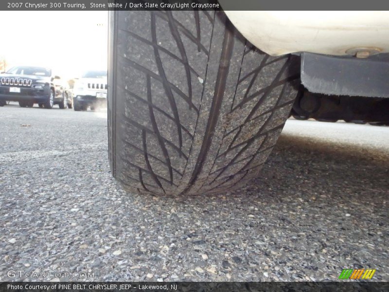 Stone White / Dark Slate Gray/Light Graystone 2007 Chrysler 300 Touring