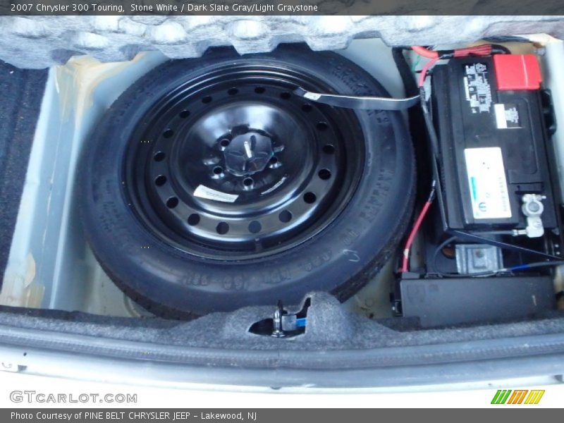 Stone White / Dark Slate Gray/Light Graystone 2007 Chrysler 300 Touring