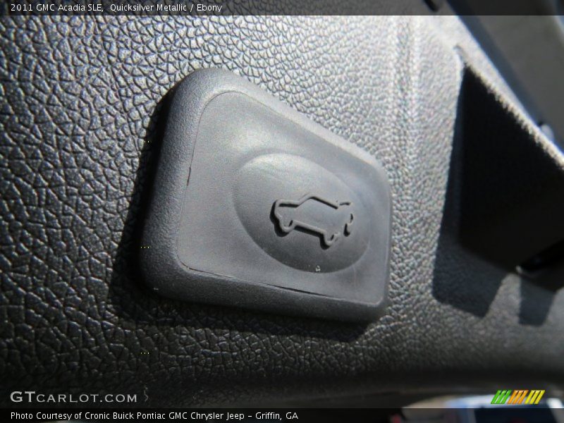 Quicksilver Metallic / Ebony 2011 GMC Acadia SLE