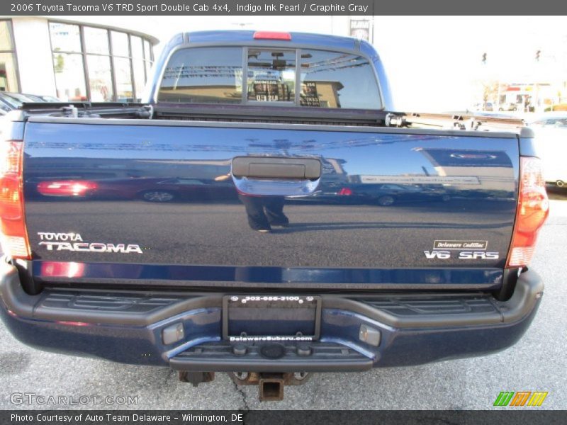Indigo Ink Pearl / Graphite Gray 2006 Toyota Tacoma V6 TRD Sport Double Cab 4x4