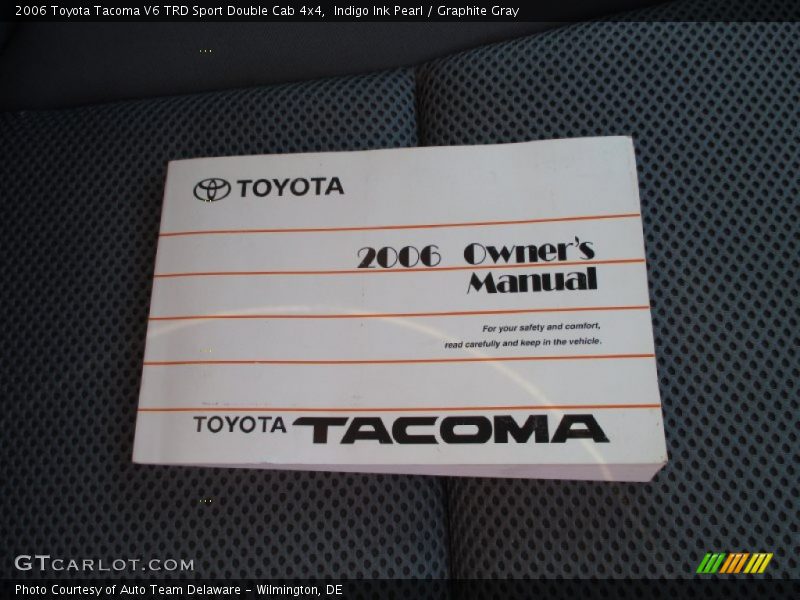 Indigo Ink Pearl / Graphite Gray 2006 Toyota Tacoma V6 TRD Sport Double Cab 4x4