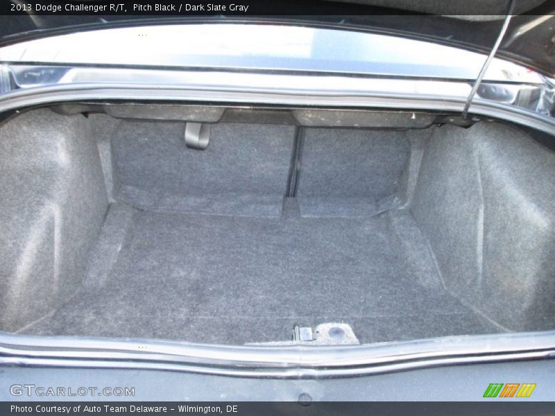 Pitch Black / Dark Slate Gray 2013 Dodge Challenger R/T