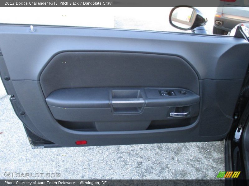 Pitch Black / Dark Slate Gray 2013 Dodge Challenger R/T