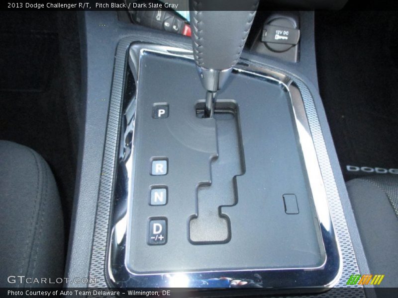 Pitch Black / Dark Slate Gray 2013 Dodge Challenger R/T