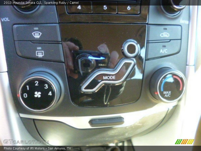 Sparkling Ruby / Camel 2013 Hyundai Sonata GLS