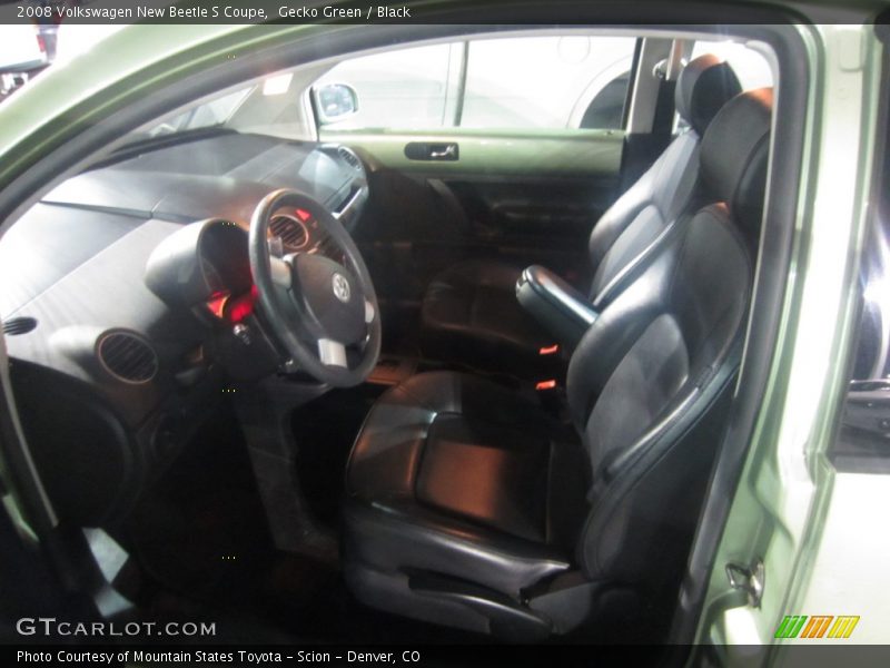 Gecko Green / Black 2008 Volkswagen New Beetle S Coupe