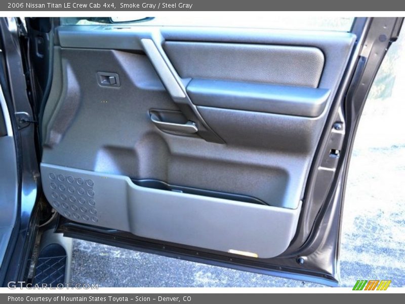 Smoke Gray / Steel Gray 2006 Nissan Titan LE Crew Cab 4x4
