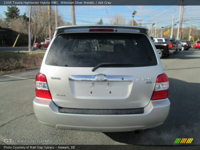 Millenium Silver Metallic / Ash Gray 2006 Toyota Highlander Hybrid 4WD