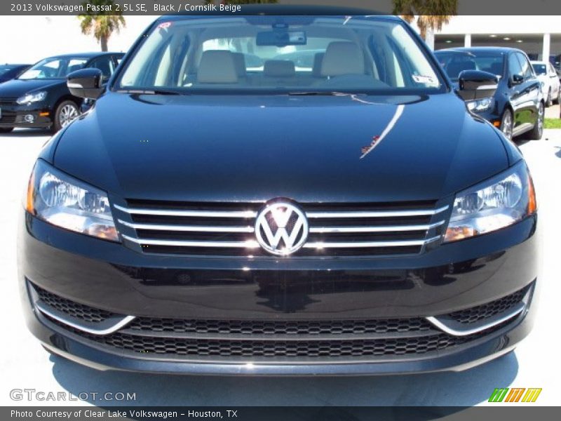 Black / Cornsilk Beige 2013 Volkswagen Passat 2.5L SE