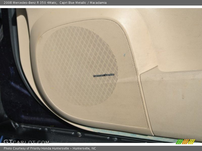 Capri Blue Metallic / Macadamia 2008 Mercedes-Benz R 350 4Matic