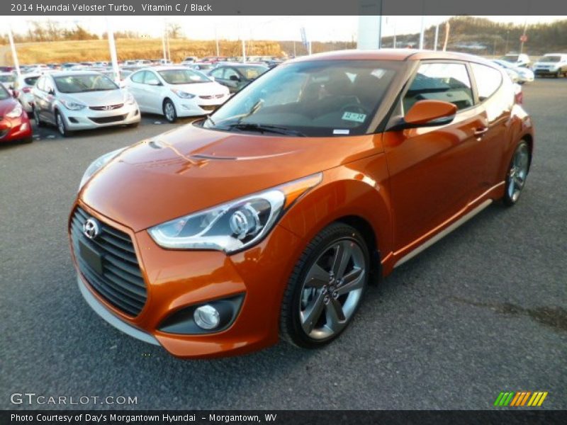 Front 3/4 View of 2014 Veloster Turbo