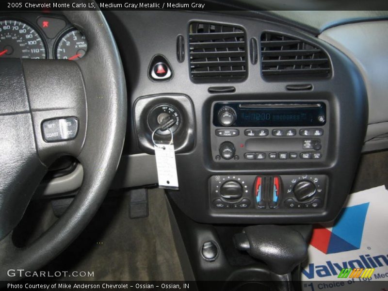 Medium Gray Metallic / Medium Gray 2005 Chevrolet Monte Carlo LS