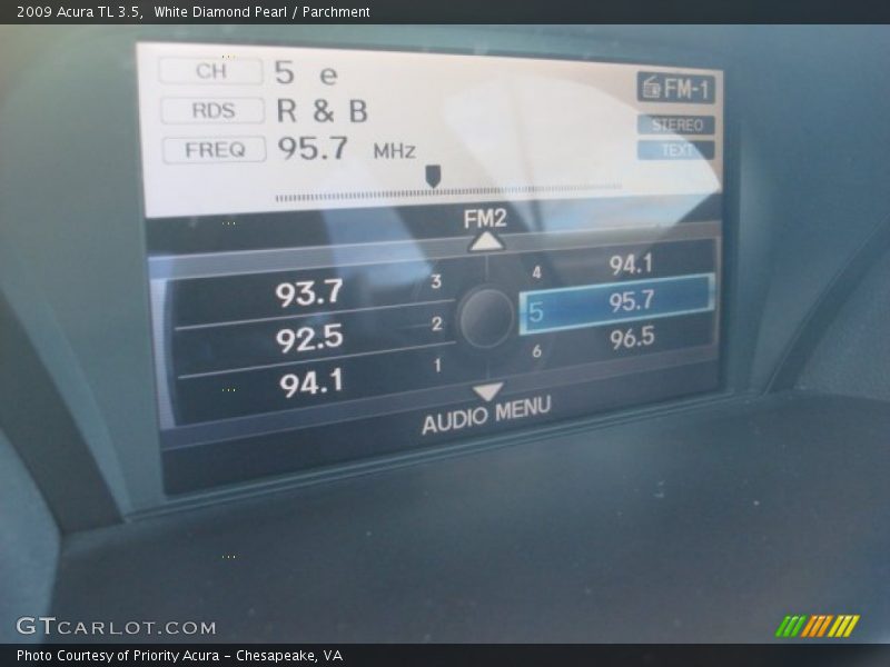 White Diamond Pearl / Parchment 2009 Acura TL 3.5