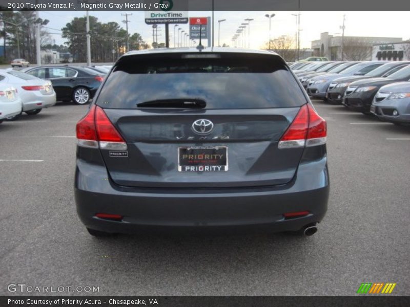 Magnetic Gray Metallic / Gray 2010 Toyota Venza I4