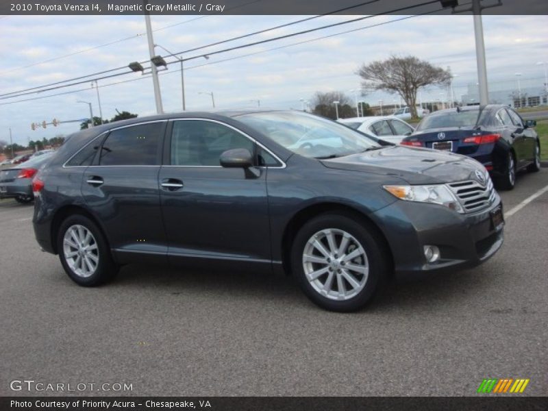 Magnetic Gray Metallic / Gray 2010 Toyota Venza I4