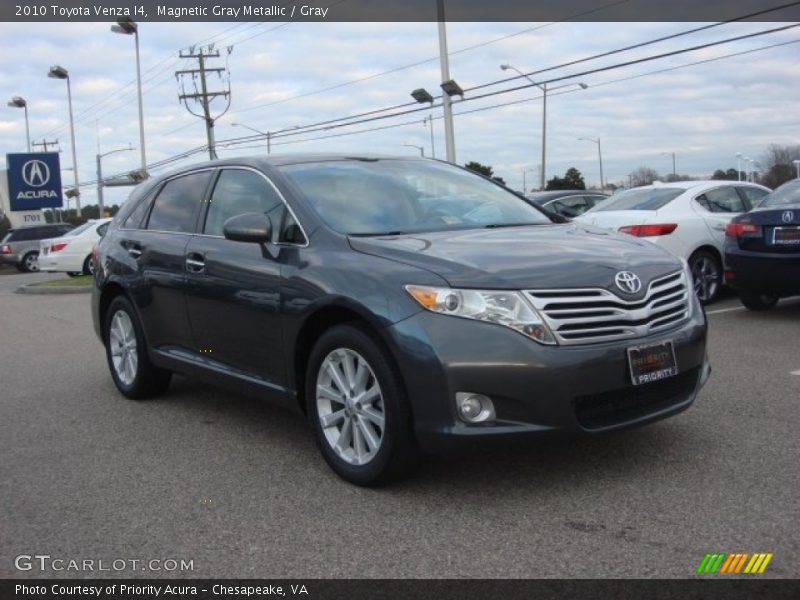 Magnetic Gray Metallic / Gray 2010 Toyota Venza I4