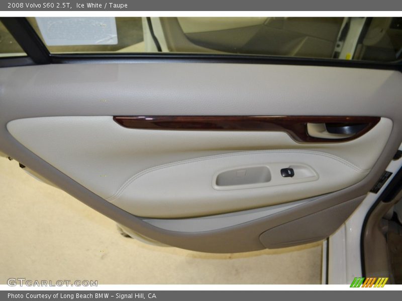 Ice White / Taupe 2008 Volvo S60 2.5T