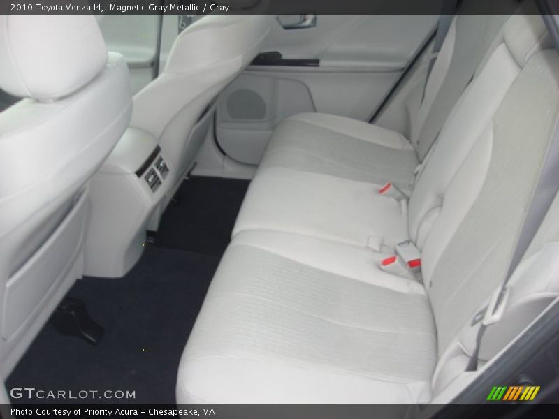 Magnetic Gray Metallic / Gray 2010 Toyota Venza I4