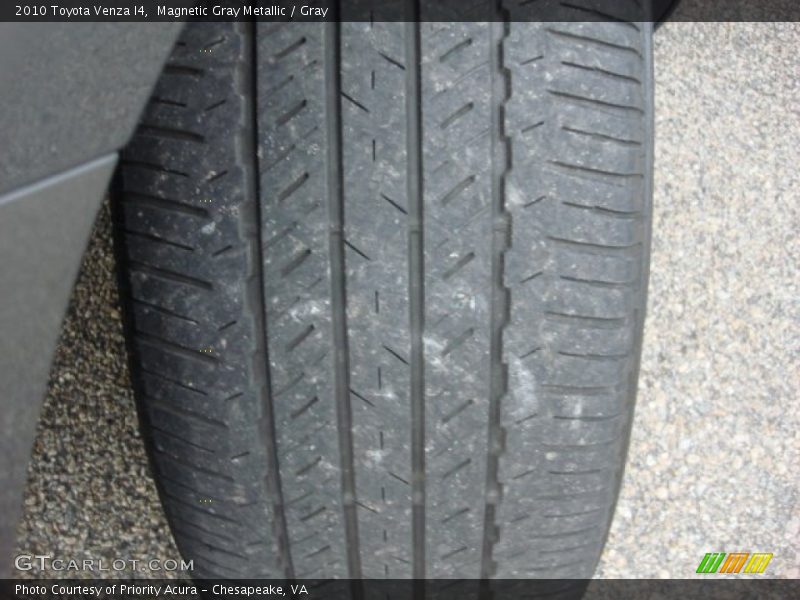 Magnetic Gray Metallic / Gray 2010 Toyota Venza I4