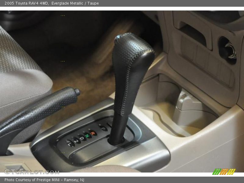 Everglade Metallic / Taupe 2005 Toyota RAV4 4WD