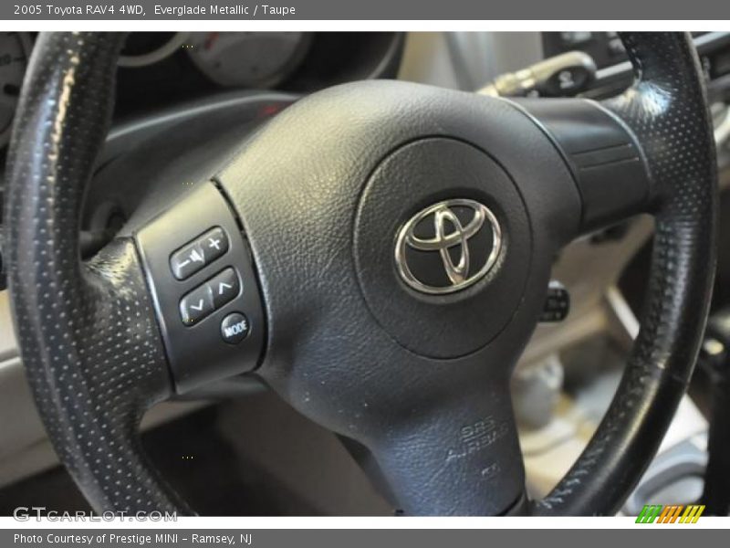 Everglade Metallic / Taupe 2005 Toyota RAV4 4WD