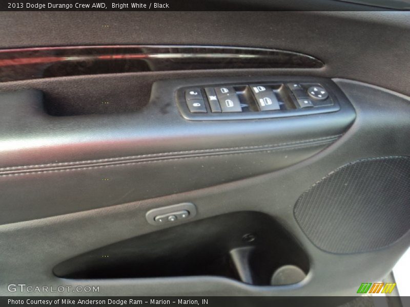 Bright White / Black 2013 Dodge Durango Crew AWD