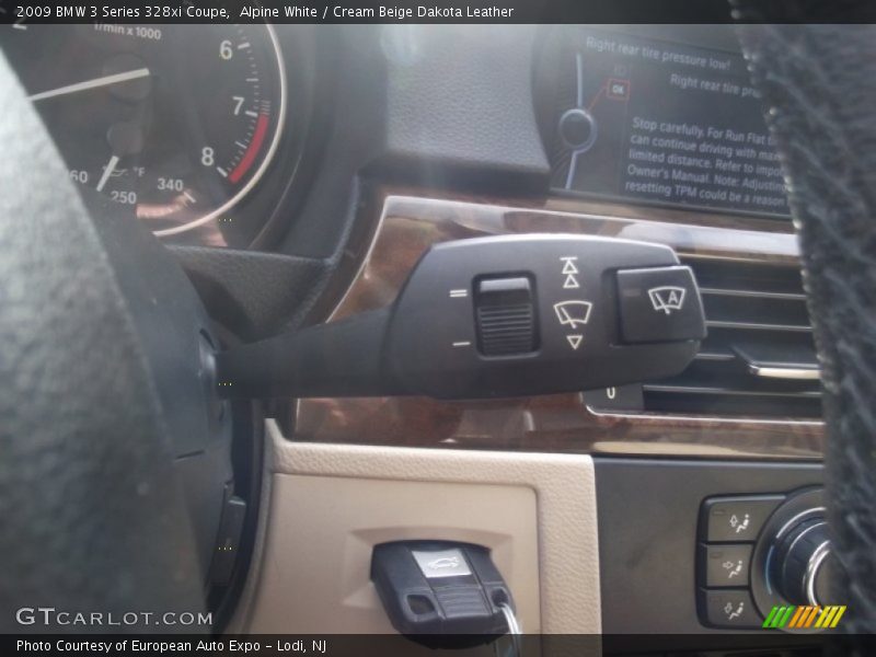 Alpine White / Cream Beige Dakota Leather 2009 BMW 3 Series 328xi Coupe