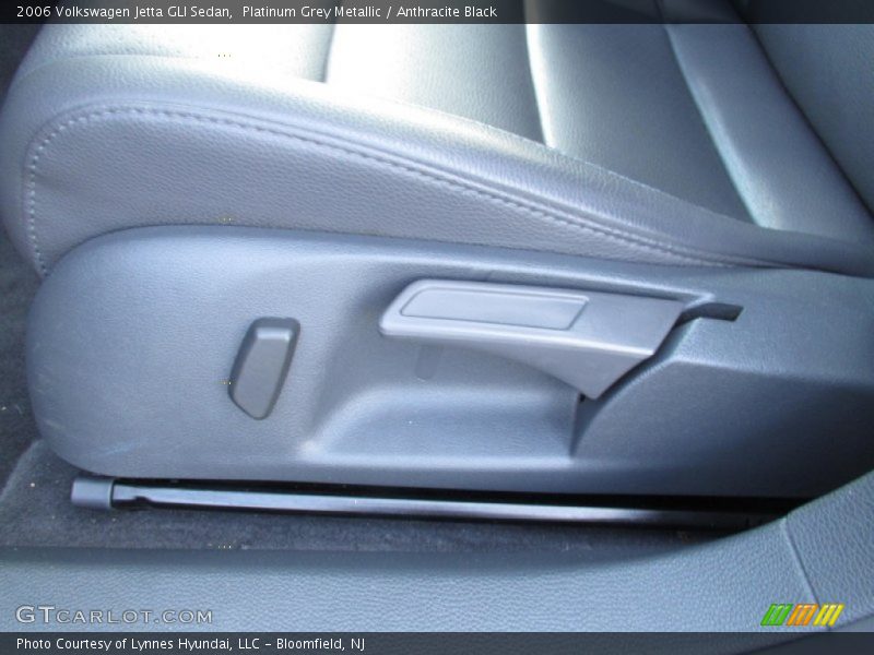 Platinum Grey Metallic / Anthracite Black 2006 Volkswagen Jetta GLI Sedan