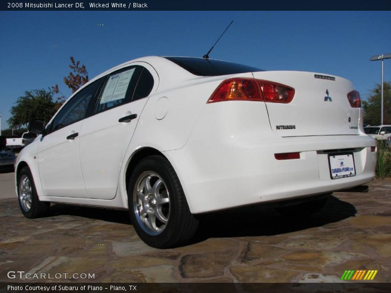 Wicked White / Black 2008 Mitsubishi Lancer DE