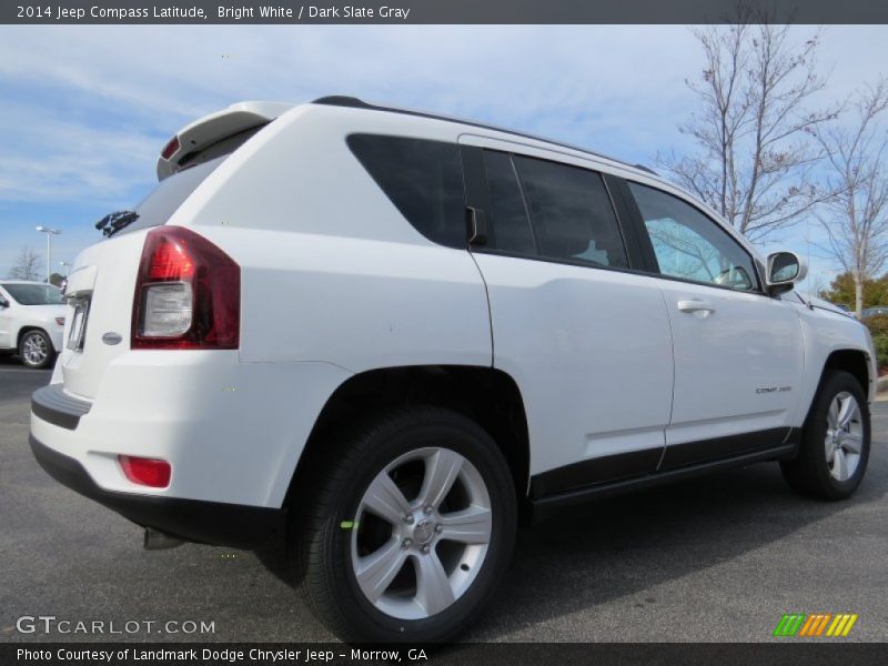 Bright White / Dark Slate Gray 2014 Jeep Compass Latitude