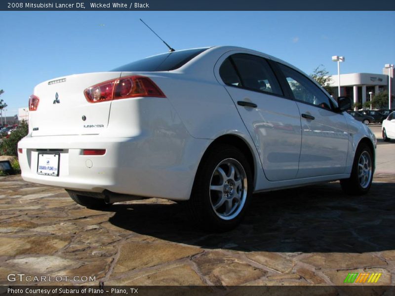 Wicked White / Black 2008 Mitsubishi Lancer DE