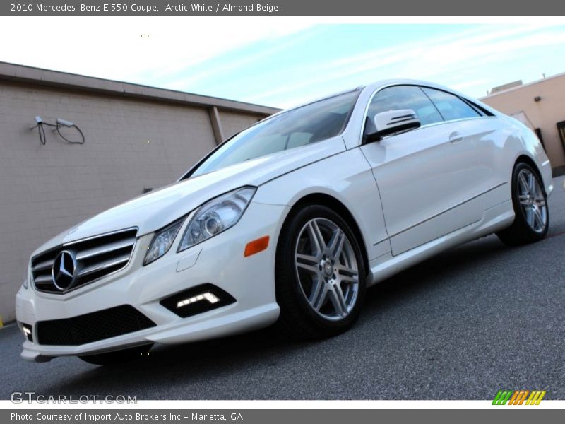 Arctic White / Almond Beige 2010 Mercedes-Benz E 550 Coupe