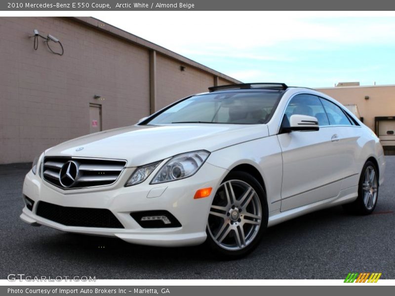 Arctic White / Almond Beige 2010 Mercedes-Benz E 550 Coupe