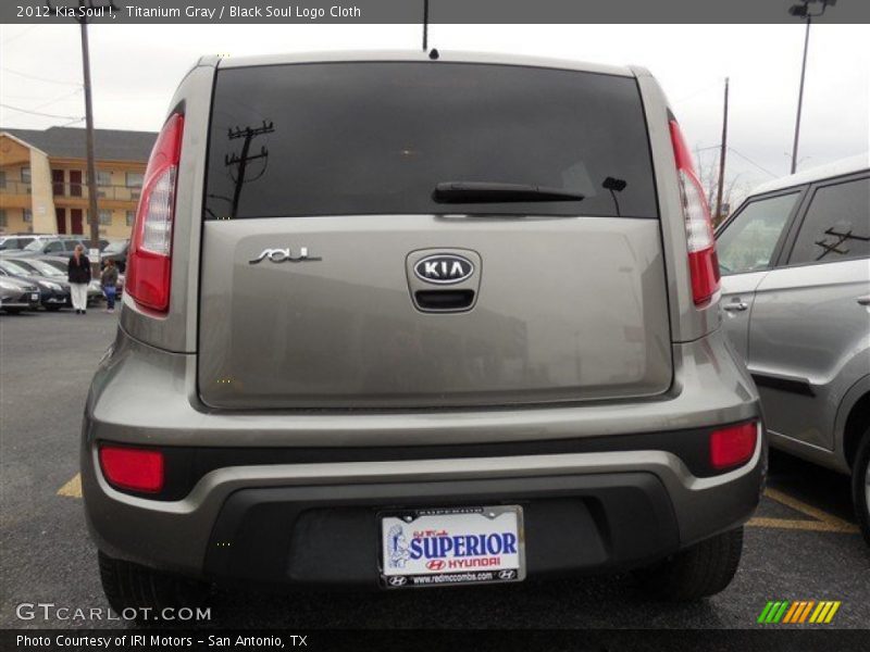 Titanium Gray / Black Soul Logo Cloth 2012 Kia Soul !