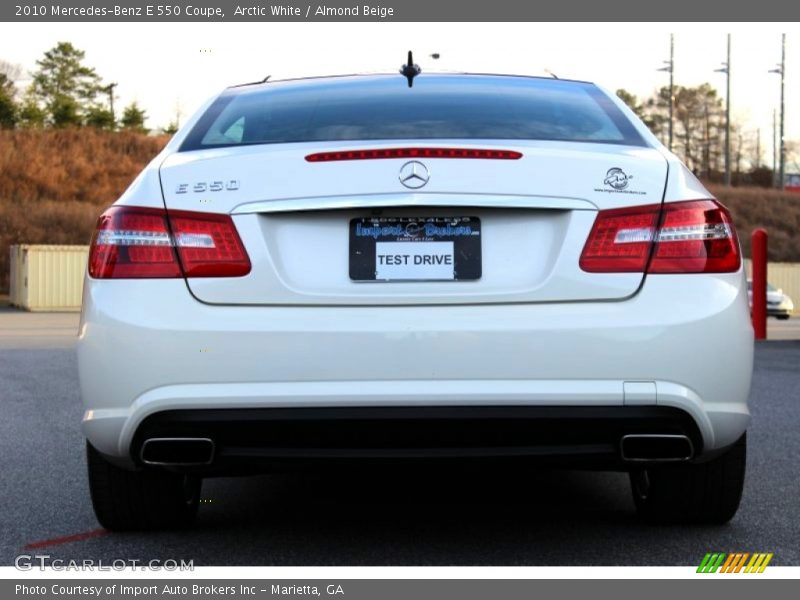 Arctic White / Almond Beige 2010 Mercedes-Benz E 550 Coupe