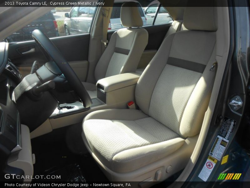 Cypress Green Metallic / Ivory 2013 Toyota Camry LE