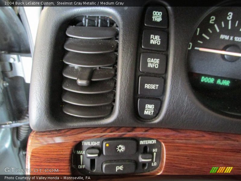 Steelmist Gray Metallic / Medium Gray 2004 Buick LeSabre Custom