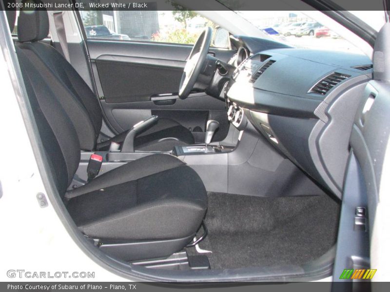 Wicked White / Black 2008 Mitsubishi Lancer DE