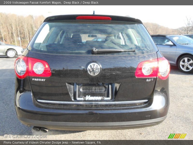 Deep Black / Deep Black 2009 Volkswagen Passat Komfort Wagon