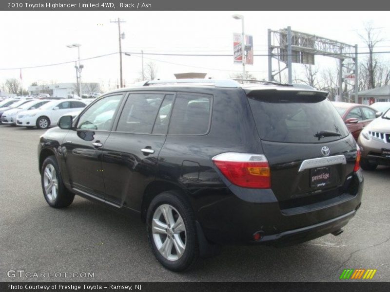 Black / Ash 2010 Toyota Highlander Limited 4WD