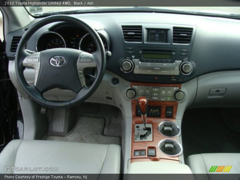 Black / Ash 2010 Toyota Highlander Limited 4WD
