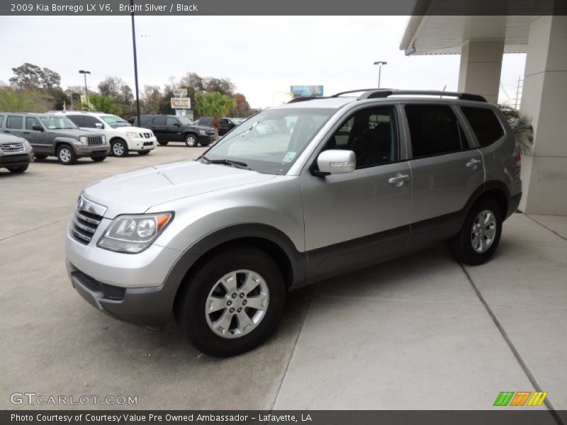 Bright Silver / Black 2009 Kia Borrego LX V6