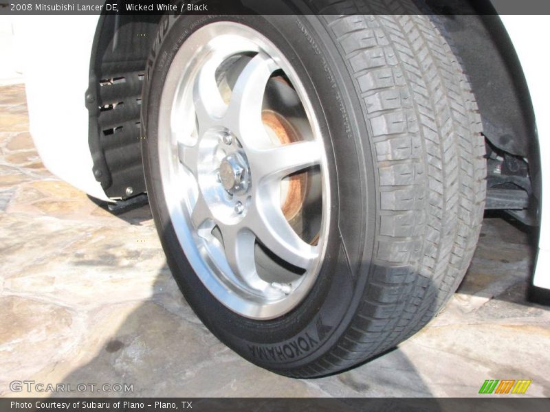Wicked White / Black 2008 Mitsubishi Lancer DE