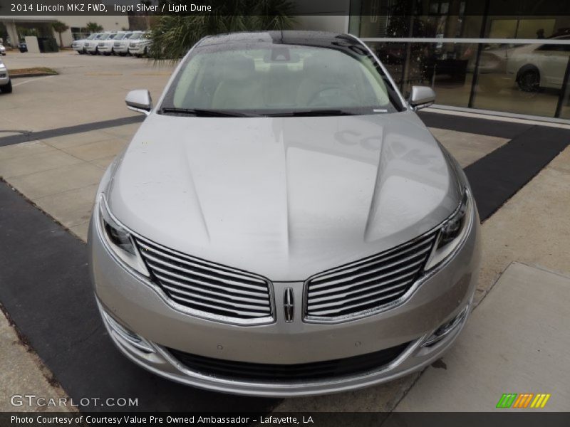 Ingot Silver / Light Dune 2014 Lincoln MKZ FWD